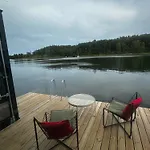 Botel Dom Na Wodzie Wilkasy (Gizycko)