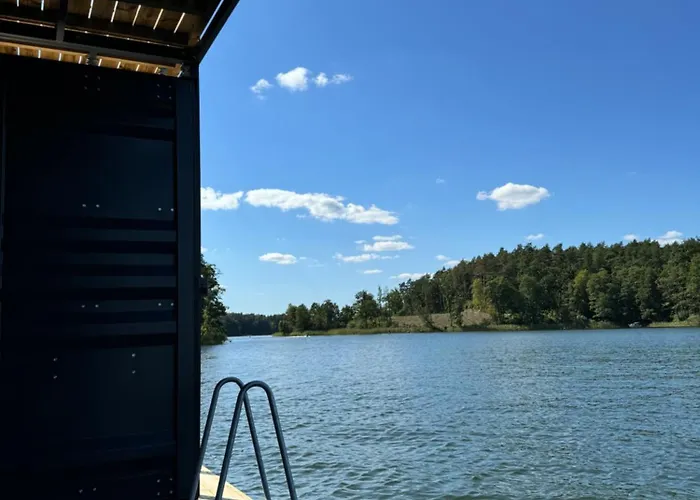 Botel Dom Na Wodzie *