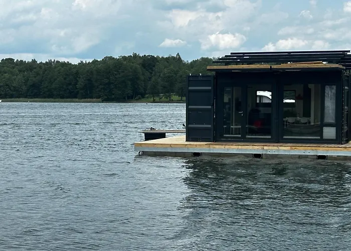 Botel Dom Na Wodzie *